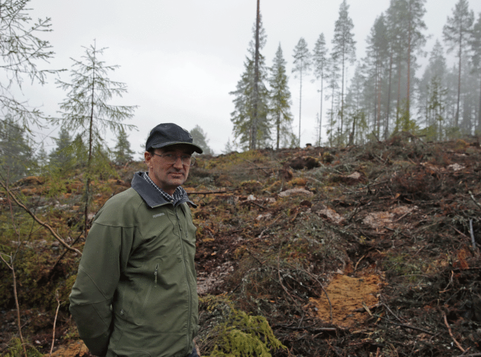 Per Olav Løken valgte å hogge tre ganger så mye 2018 enn planlagt på grunn av de gode tømmerprisene. 